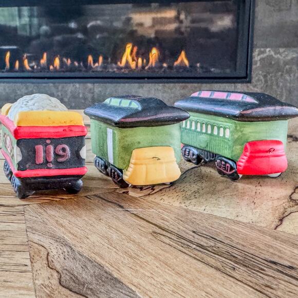 1995 Vintage Christmas Village Ceramic Train Cars by Dayton Hudson, Set of 3 - Picture 2 of 8